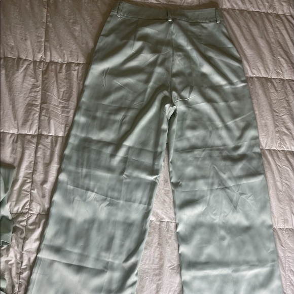 (M) size 6 Drop shoulder flap pocket blouse & pants set - Picture 11 of 13